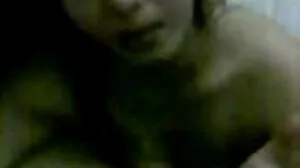102918 video gratuite de lesbienne