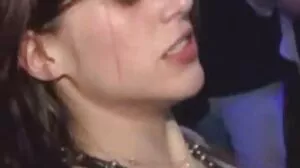 Gros seins gratuits video amatzur à la pipe
